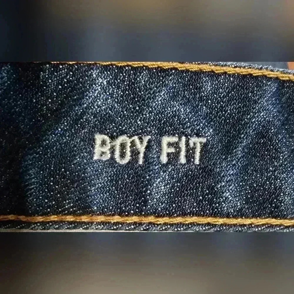 American Eagle Women's Boy Fit Mid Rise Ankle Cropped 7764 Jeans Size 6 Regular - Picture 9 of 11